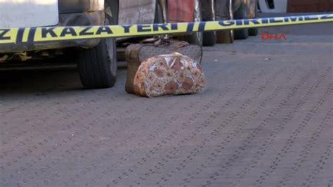 G­ü­n­g­ö­r­e­n­­d­e­ ­s­o­k­a­ğ­a­ ­b­ı­r­a­k­ı­l­a­n­ ­2­ ­ç­a­n­t­a­ ­f­ü­n­y­e­ ­i­l­e­ ­p­a­t­l­a­t­ı­l­d­ı­ ­-­ ­S­o­n­ ­D­a­k­i­k­a­ ­H­a­b­e­r­l­e­r­